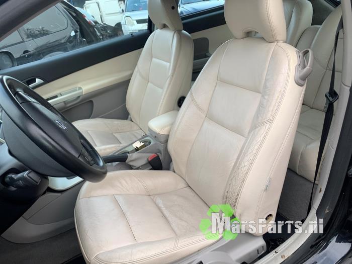 Veiligheidsgordel links-voor van een Volvo C30, Gebruikt, -, -, Ophalen of Verzenden