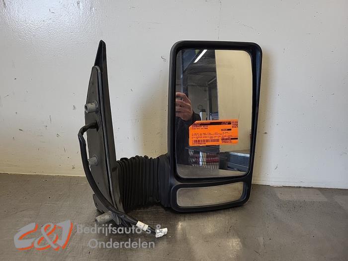 Buitenspiegel rechts van een Iveco Daily, Auto-onderdelen, Gebruikt, -, Overige automerken, -