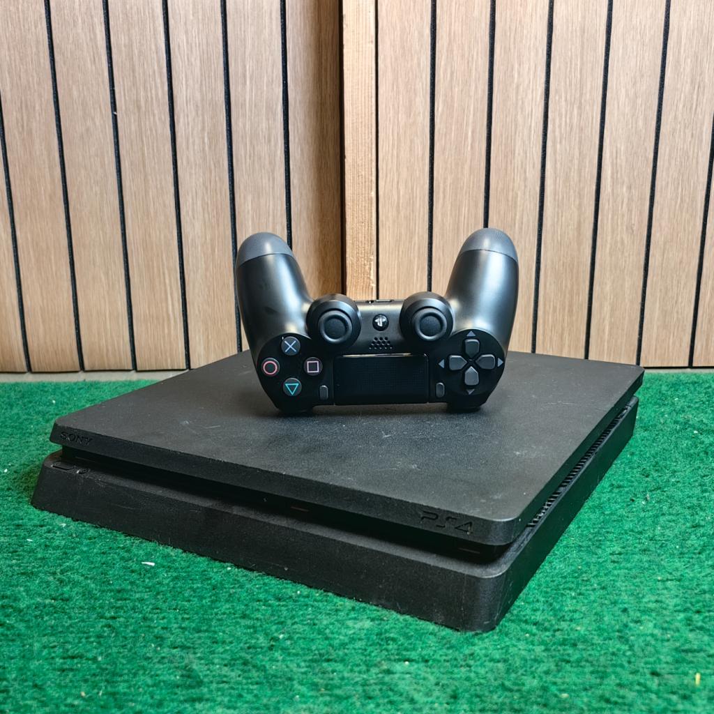 Sony Playstation 4 Spelcomputer 500GB - In Nette Staat, Sony, Zo goed als nieuw, Support@sony.com, 1-7-1 Konan, Minato-ku
Tokyo 108-0075
Japan