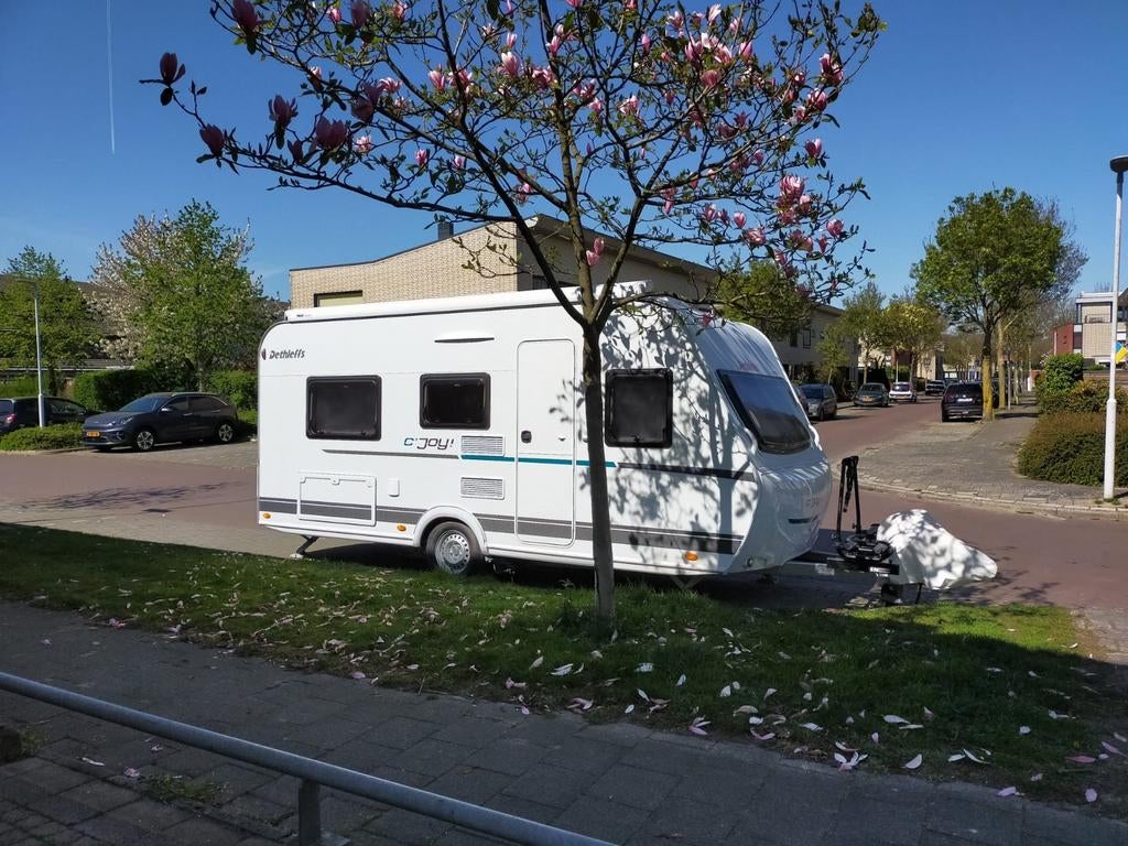 Caravan Dethleffs 460 LE CJOY, Ophalen of Verzenden, Zo goed als nieuw