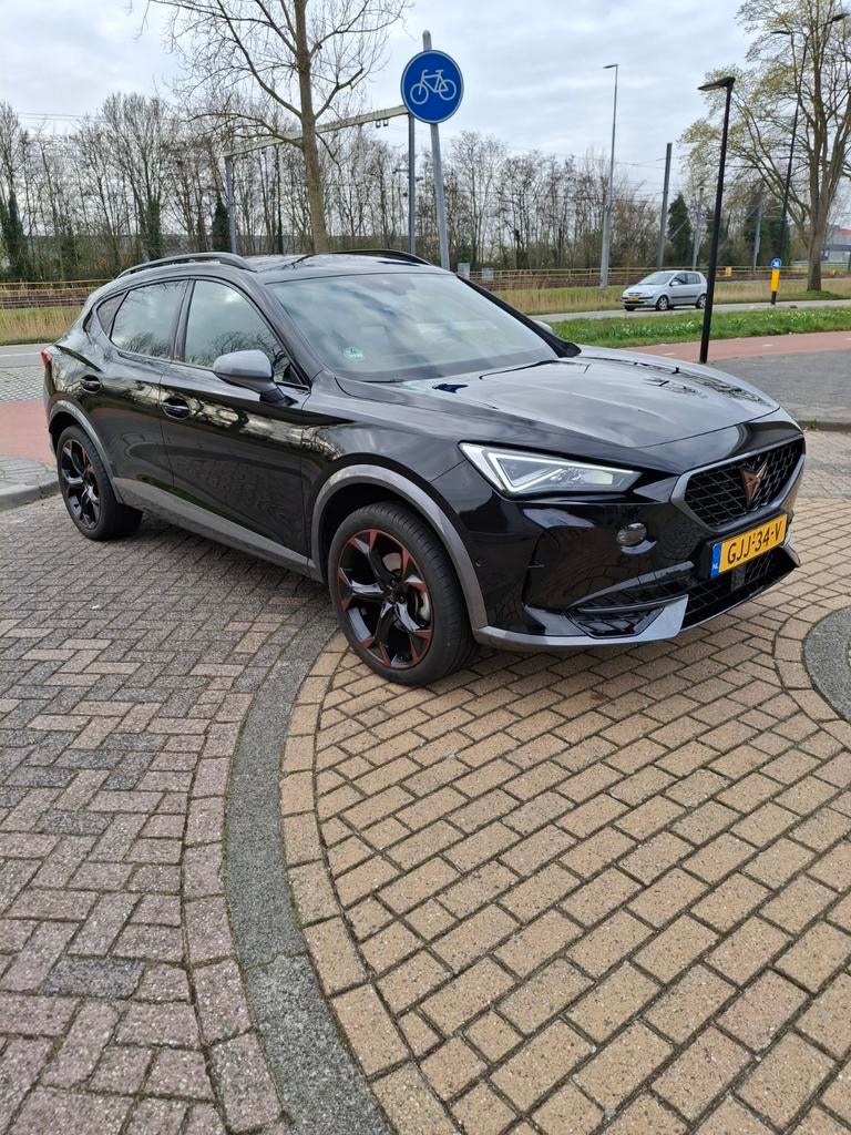 Cupra Formentor 1.5 TSI 150pk Dsg-7 2023 Zwart, Auto's, Voorwielaandrijving, 4 cilinders, Formentor, Leder en Stof