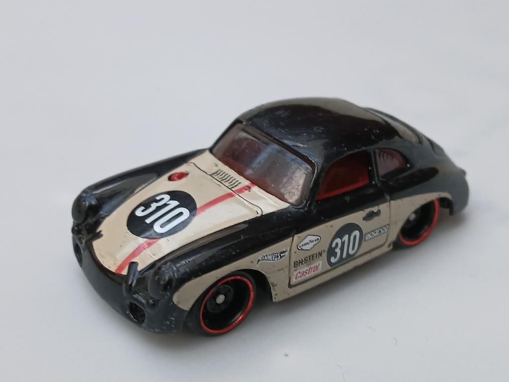 Porsche 936 Outlaw Hot Wheels 2015, Ophalen of Verzenden, Gebruikt, Auto