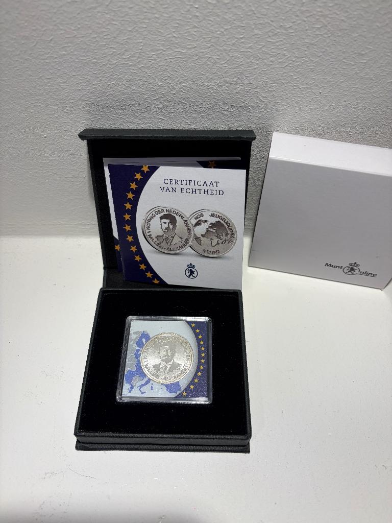 NOS Jeugdjournaal zilveren vijfje, Verzenden, Koningin Beatrix, Zilver, Euro's