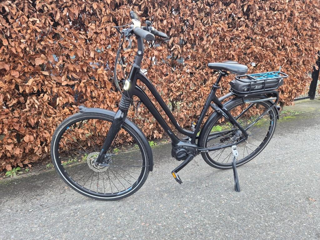 Elektrische Damesfiets Giant Prime +, Fietsen en Brommers, Elektrische fietsen, Ophalen, Gebruikt, Giant, 50 km per accu of meer