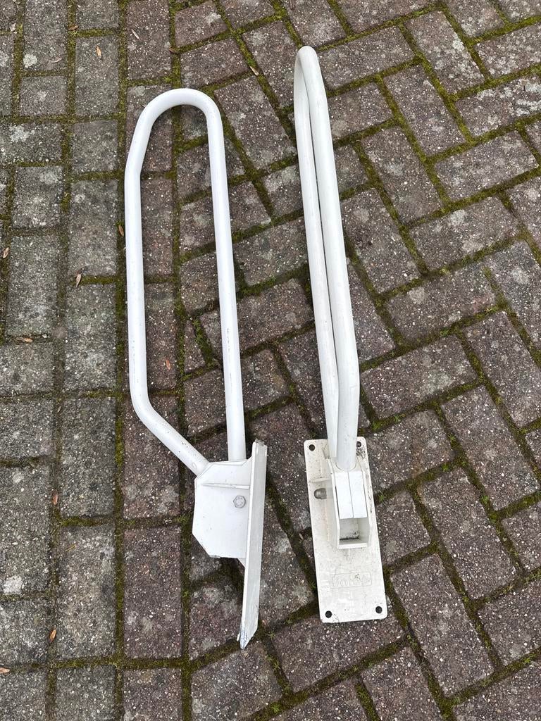 Opklapbare toiletbeugels, Ophalen, Gebruikt