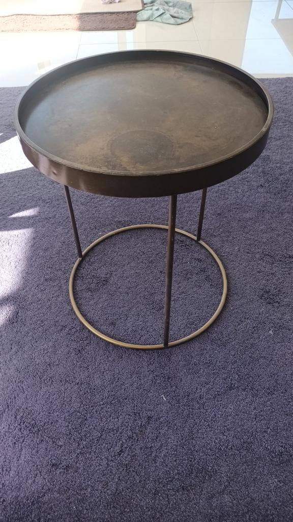 Handig tafeltje diameter 40cm  voor buiten en binnen 2zijdig, Ophalen of Verzenden, Rond, Metaal of Aluminium, Minder dan 55 cm