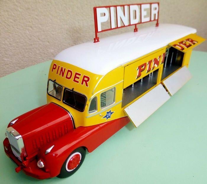 Pinder Circus Bernhard Generator Truck 1:43, Ophalen of Verzenden, Nieuw, Bus of Vrachtwagen, Overige merken