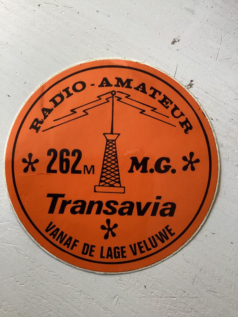 Sticker Amateurzender/Piratenzender Transavia Lage Veluwe, Verzenden, Zo goed als nieuw, Film, Tv of Omroep