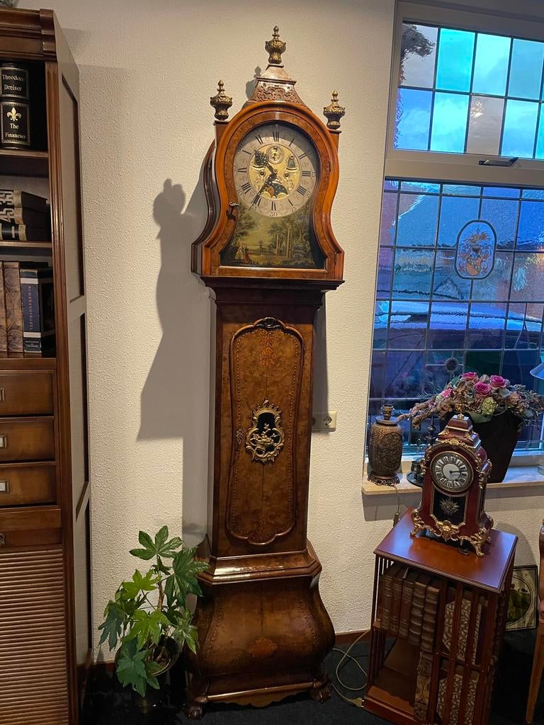 Klok verkopen zilverwerk porselein of uw woning ontruimen, Antiek en Kunst, Antiek | Overige Antiek, Ophalen