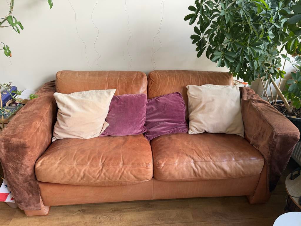 Gratis leren bruine bank, Ophalen, Gebruikt, 150 tot 200 cm, Driepersoons