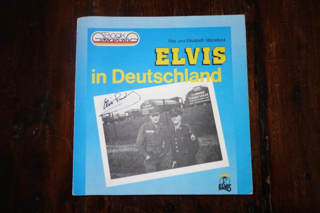 Elvis Presley boek Elvis in Deutschland, Verzamelen, Ophalen of Verzenden, Zo goed als nieuw, Boek, Tijdschrift of Artikel