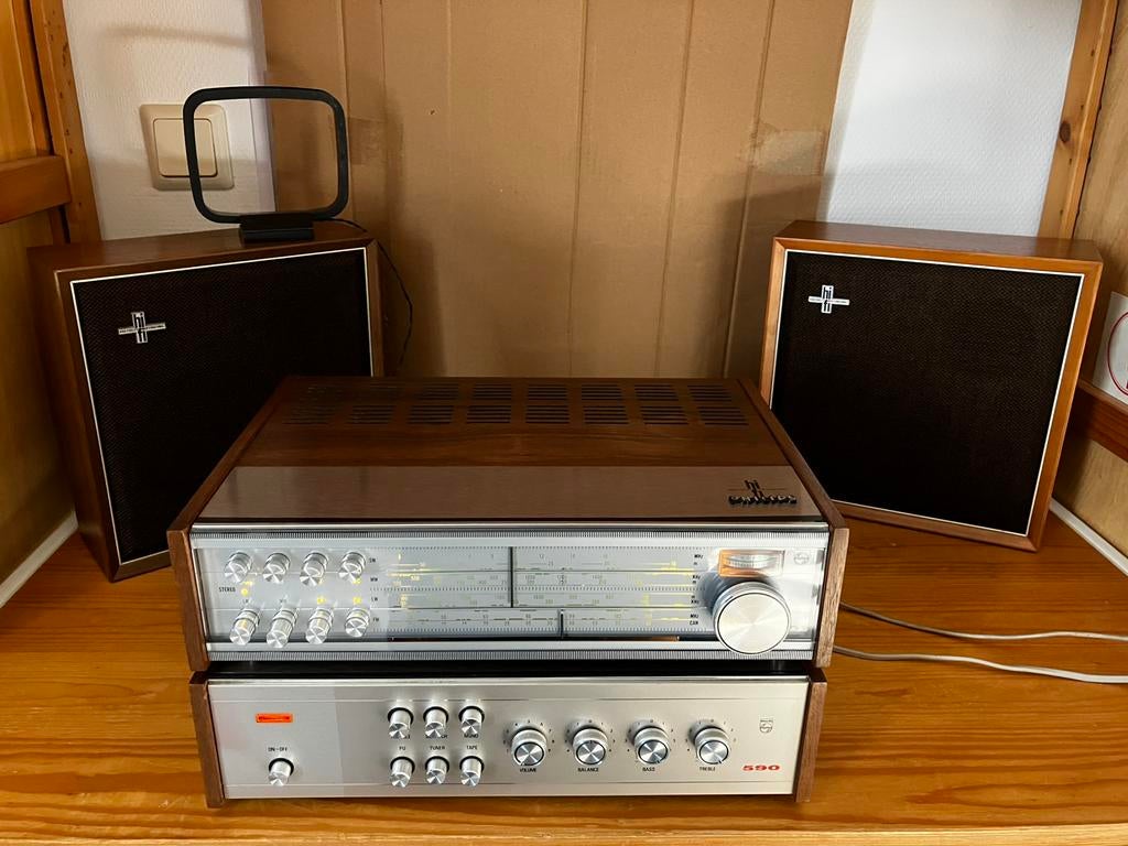 Prachtig HiFi stereosetje van Philips tuner en versterker, Ophalen of Verzenden