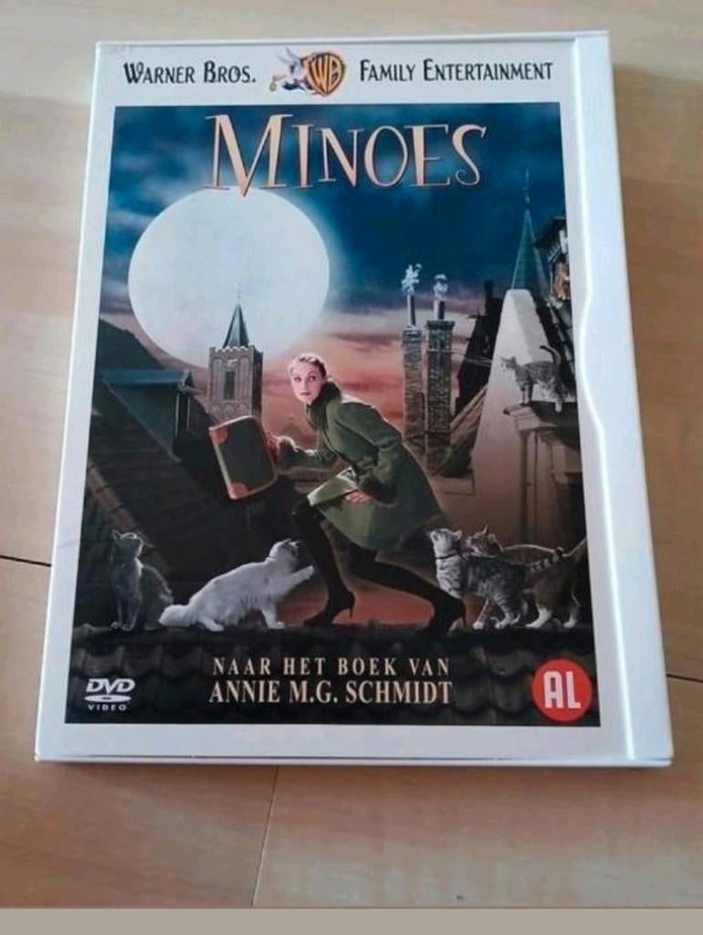 Minoes, Boeken, Ophalen of Verzenden, Fictie algemeen