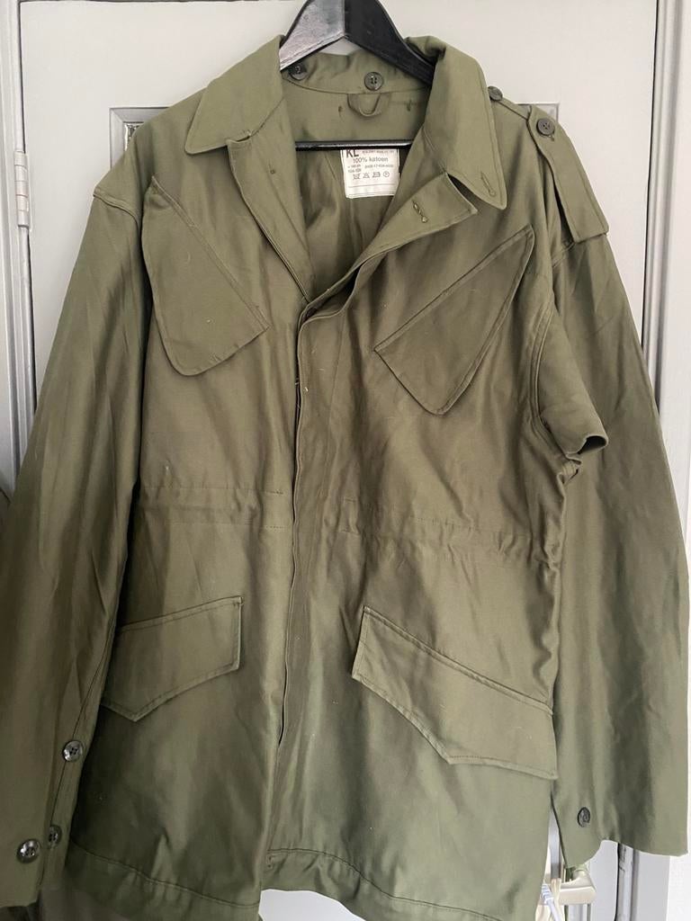 Landmacht buitenjas 104-108, Verzamelen, Militaria | Algemeen, Ophalen of Verzenden, Nederland, Kleding of Schoenen