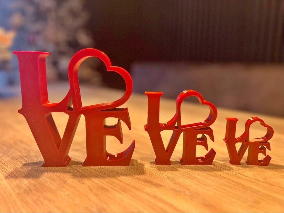 Decoratie LOVE Letters 3 maten met hologram, Huis en Inrichting, Ophalen of Verzenden, Nieuw