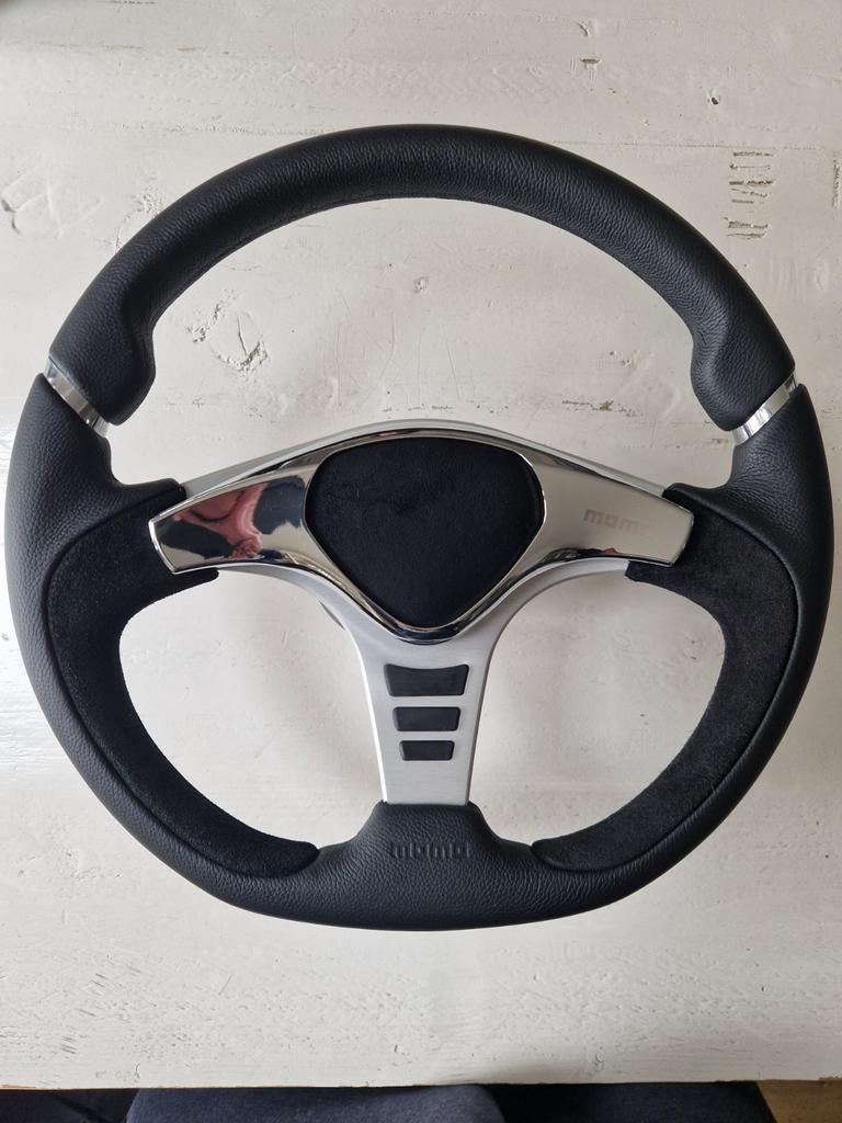 MOMO GTR Lederen stuur met Alcantara | Zeist Almere, Auto-onderdelen, Besturing, Ophalen of Verzenden, BMW