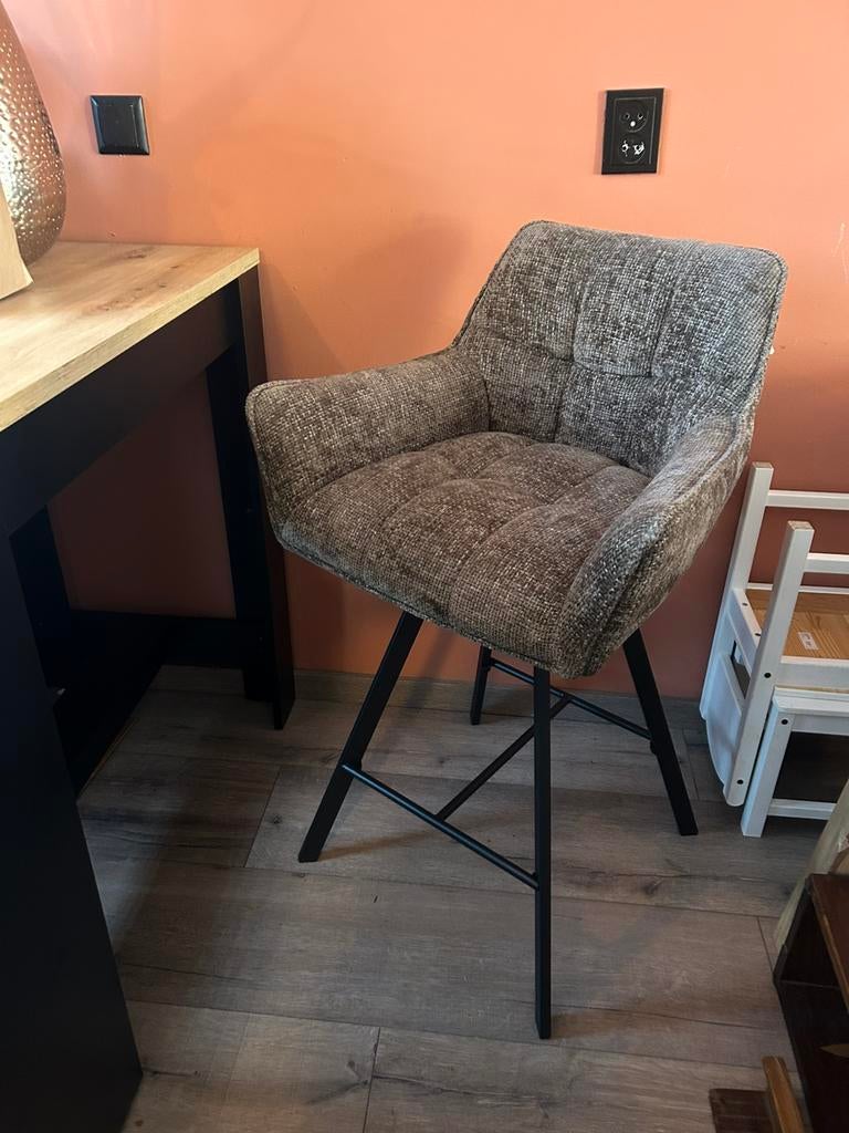 Barkruk bruinig ZGAN, 1 kruk, Ophalen of Verzenden, Zo goed als nieuw