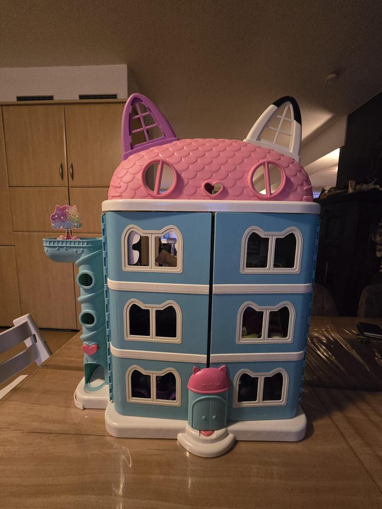 Gaby poppenhuis, Ophalen, Zo goed als nieuw, Poppenhuis