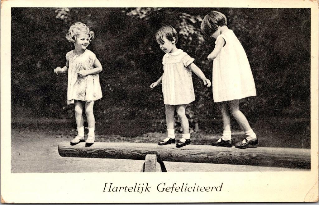 Hartelijk Gefeliciteerd - Antieke verjaardagskaart kind 1946, Ophalen of Verzenden, 1940 tot 1960, Gelopen, Kinderen