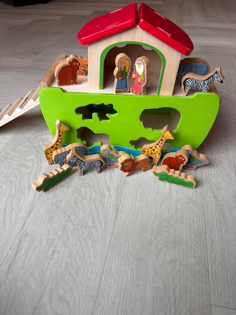 Houten Noach’s Ark met dieren, Ophalen, Zo goed als nieuw
