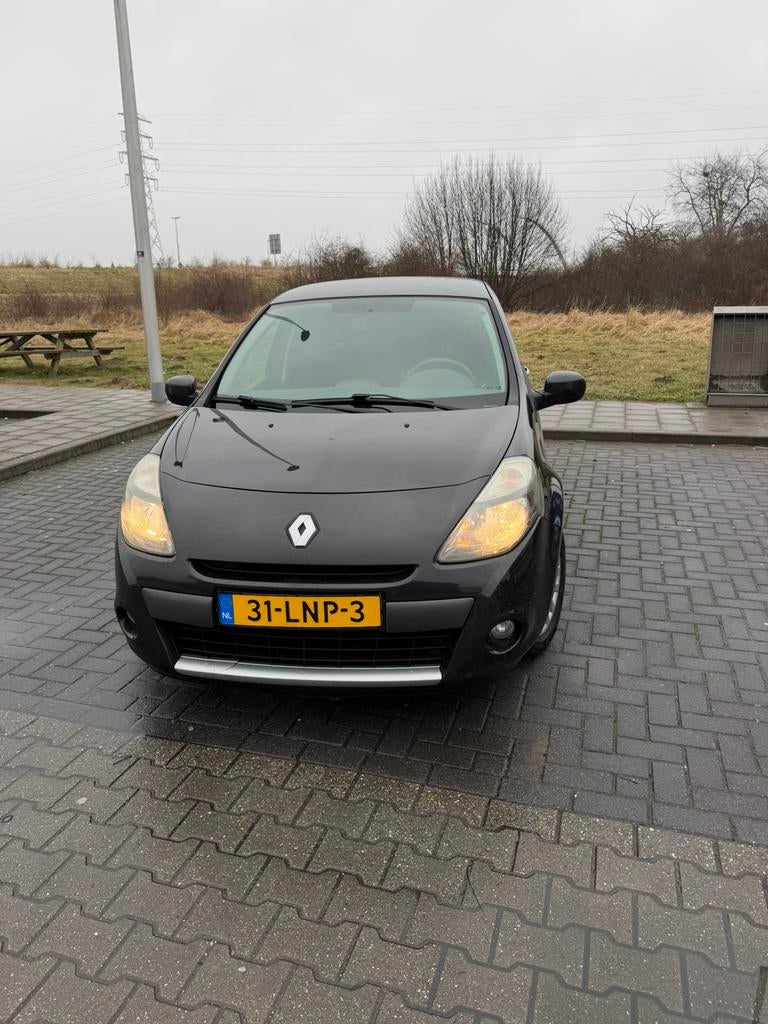 Renault Clio 1.2 TCE 5-DRS 2010 Zwart, Auto's, Voorwielaandrijving, 535 kg, 4 cilinders, 100 pk