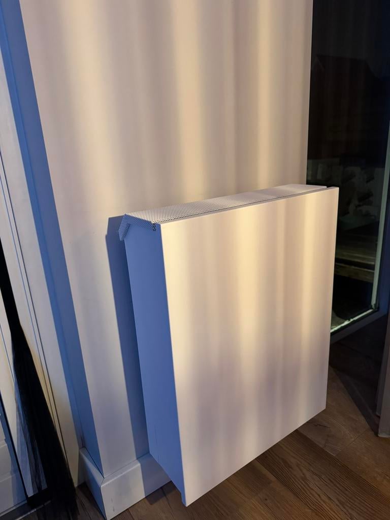 Te koop, 1 st Jaga Linea plus convectorradiatoren, Ophalen, 30 tot 80 cm, Hoog rendement (Hr), Radiator