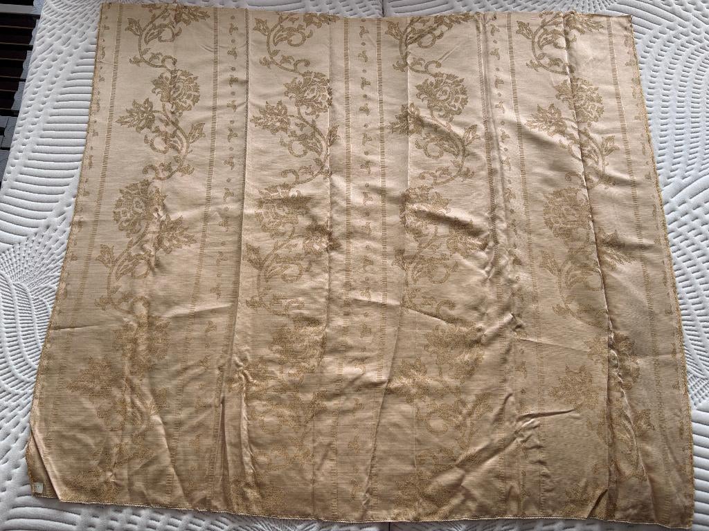 Lap stof goud kleur - 110 x 140 cm Julius Erbano gordijnstof, Overige kleuren, Ophalen of Verzenden, Zo goed als nieuw, 30 tot 120 cm