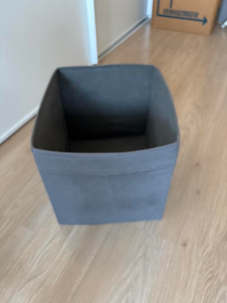 IKEA Kallax Bak / Mand, Kunststof, 50 tot 100 cm, Ophalen of Verzenden, Zo goed als nieuw