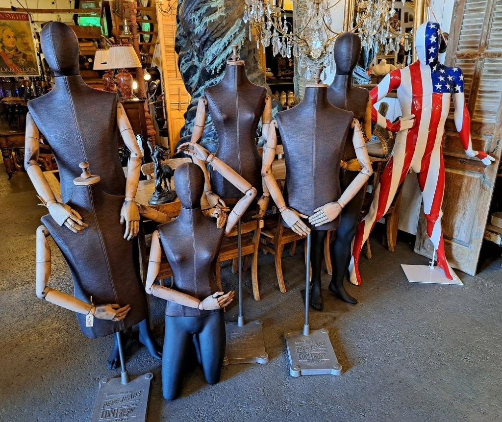 Zeer mooie aparte paspop of poppen en vele andere top items, Ophalen