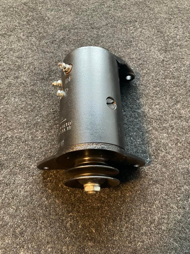 Oldtimer dynamo Deutz enz. 0101209041, Ophalen of Verzenden, Gereviseerd, Volvo