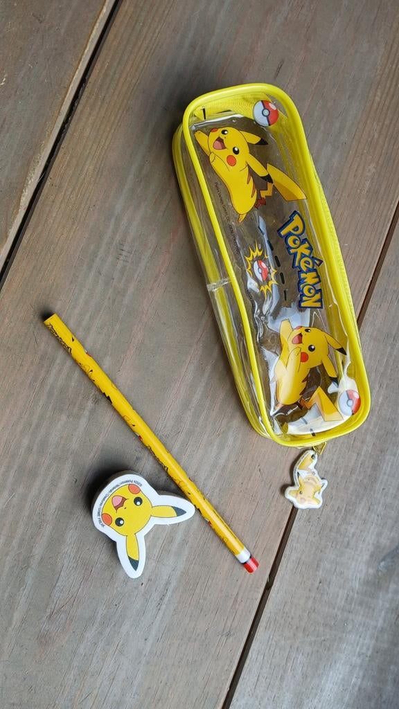 Pikachu etui, Ophalen