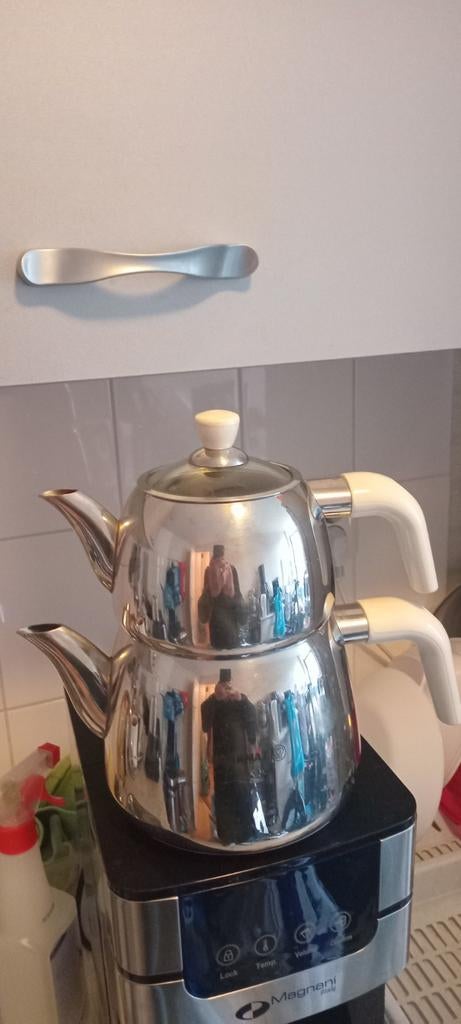 Turkse theepot in goede staat weinig gebruikt, 1 tot 2 liter, Ophalen of Verzenden, Zo goed als nieuw