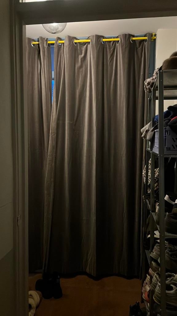 Velour gordijnen ikea, Huis en Inrichting, Stoffering | Gordijnen en Lamellen, Ophalen, Zo goed als nieuw, Blauw, 200 cm of meer