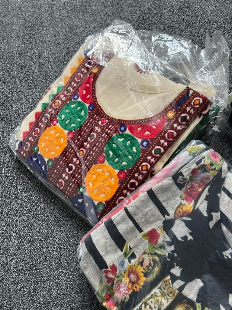 Pakistaanse indiaase kleding nieuw, Ophalen of Verzenden, Zo goed als nieuw, Overige typen