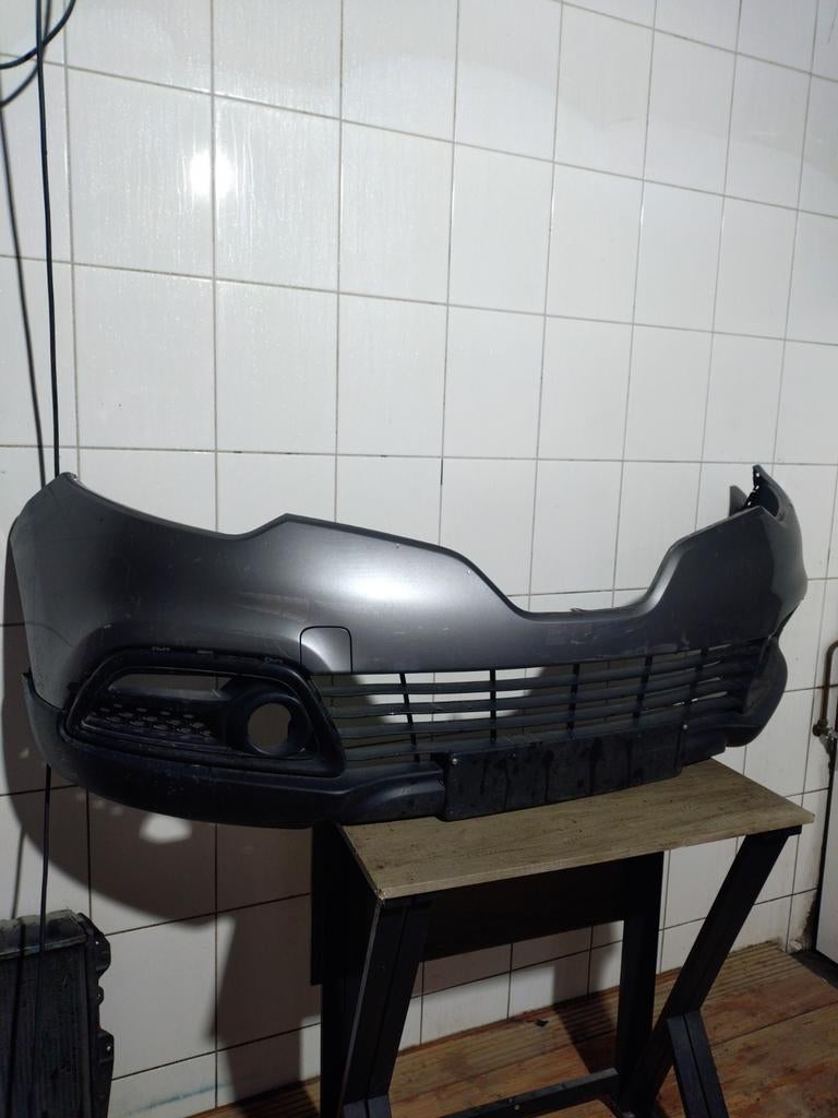 Voorbumper Renault Captur (2013-2017)