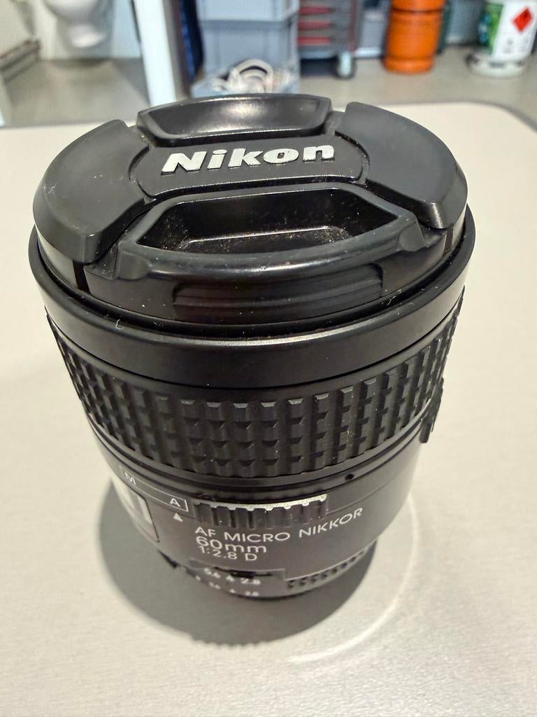 Nikon AF Micro-Nikkor 60mm f/2.8D, Ophalen of Verzenden, Gebruikt, Macrolens