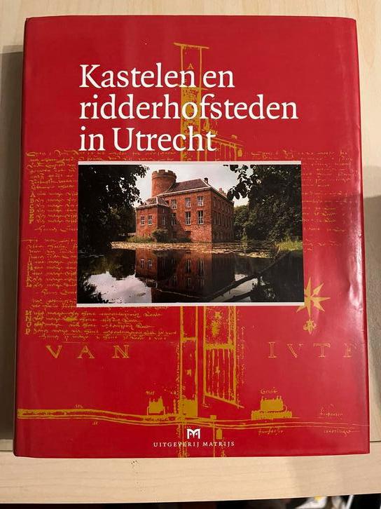 Kastelen en Ridderhofsteden in Utrecht, Boeken, Ophalen of Verzenden, 20e eeuw of later, Zo goed als nieuw
