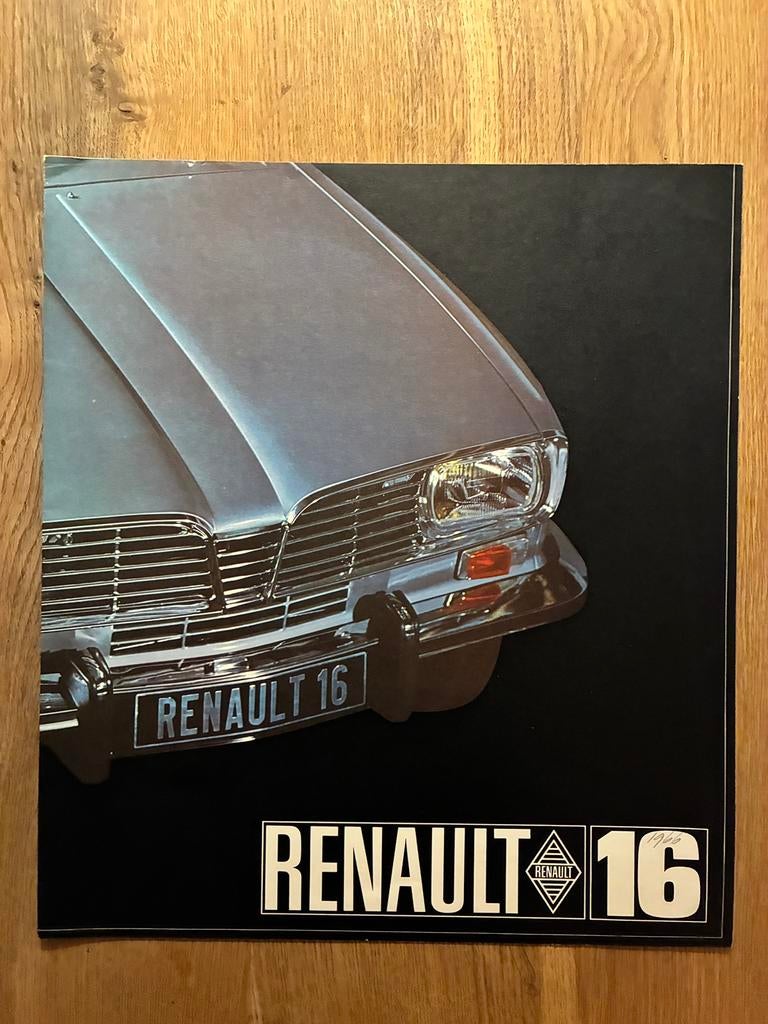 Renault 16 grootformaat brochure, Boeken, Auto's | Folders en Tijdschriften, Ophalen of Verzenden, Zo goed als nieuw, Renault