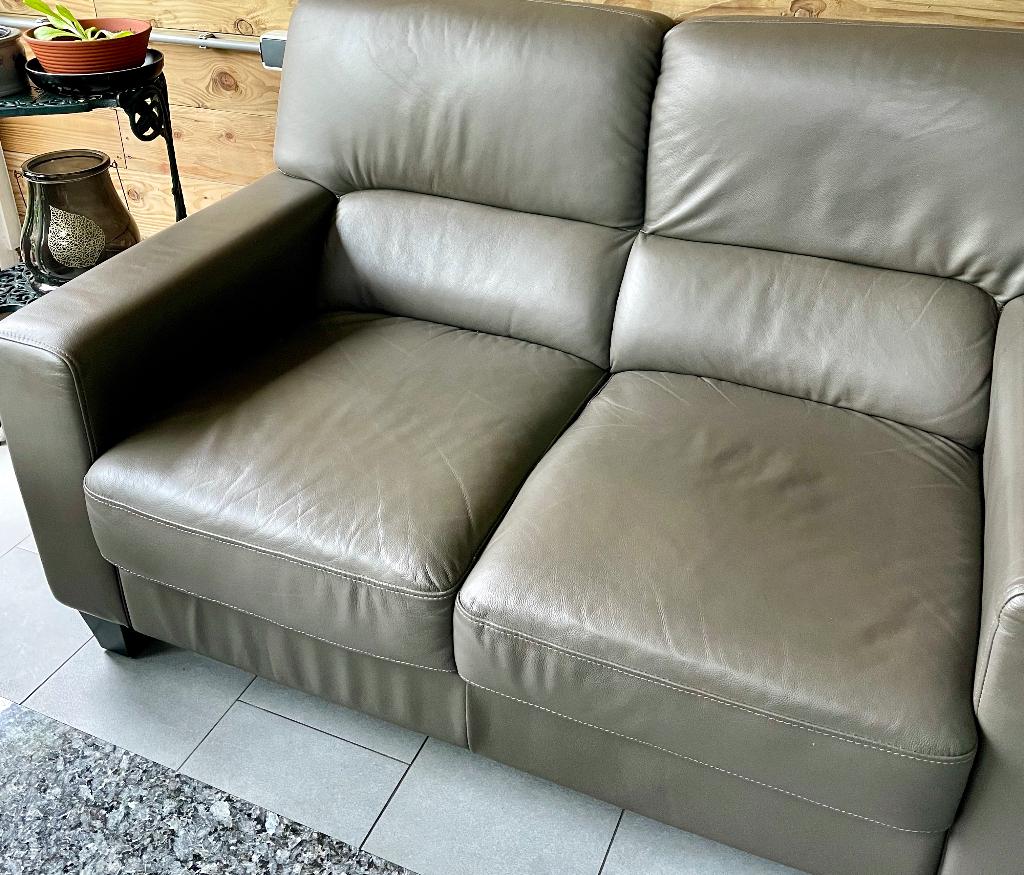 bank kuka, 2 zits leer, leder, taupe, Ophalen, Tweepersoons, Zo goed als nieuw, Rechte bank