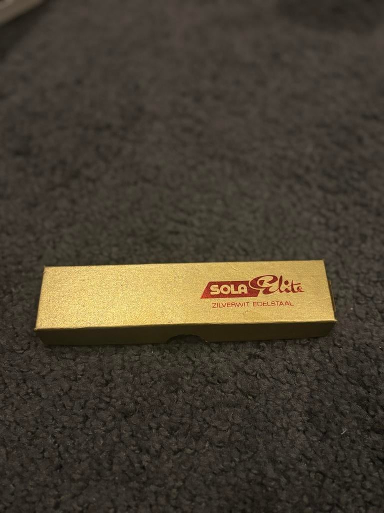 Sola Elite Zilverwit Edelstaal Lepel in Doos, Ophalen of Verzenden