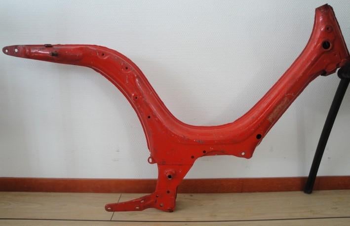 Frame Honda PC50 K1 rood, blauw of oranje NIEUW orig. Honda, Frame, Honda, Nieuw, Bedrijfsweg 1A Maasbommel