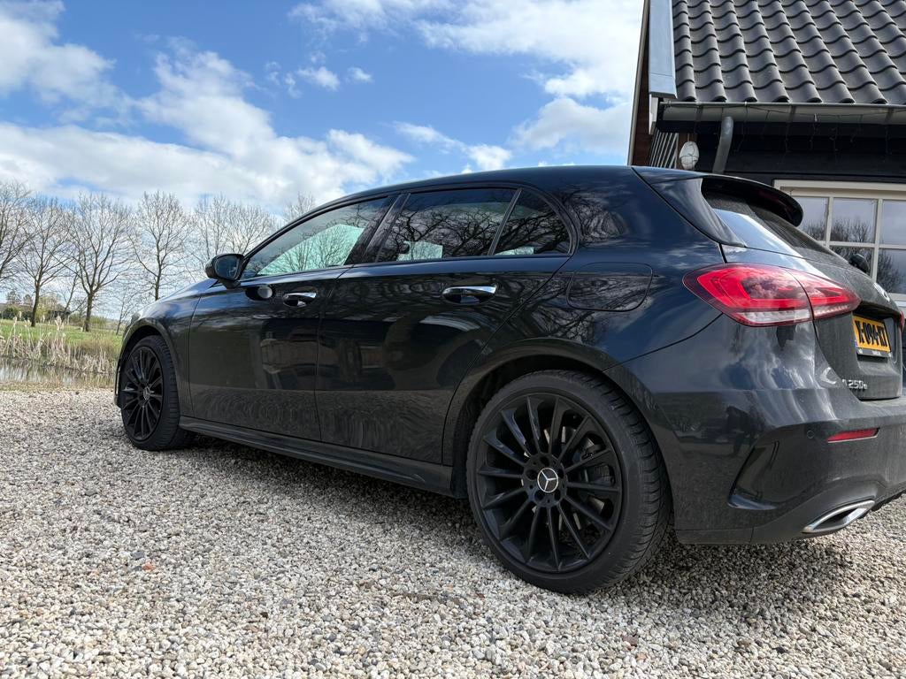 Wielen 19 Inch Mercedes Benz A-klasse, Auto-onderdelen, Banden en Velgen, Gebruikt, Banden en Velgen, Winterbanden, Personenwagen