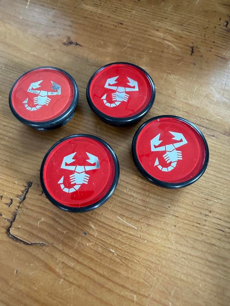 Abarth Wielnaafkapjes 44 mm - Set van 4, Ophalen of Verzenden, Gebruikt, Fiat