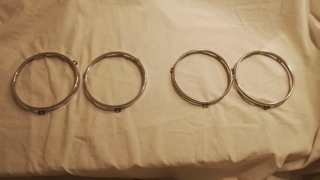 VW Scirocco MK1 Koplamp Sierringen (Houders) - Hella, Auto-onderdelen, Verlichting, Ophalen of Verzenden, Gebruikt, Volkswagen