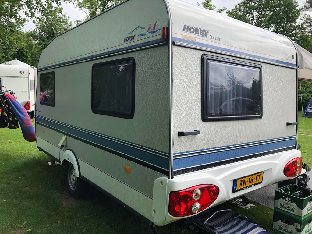 Hobby Classic caravan, Vast bed, Hobby, Treinzit, 750 - 1000 kg
