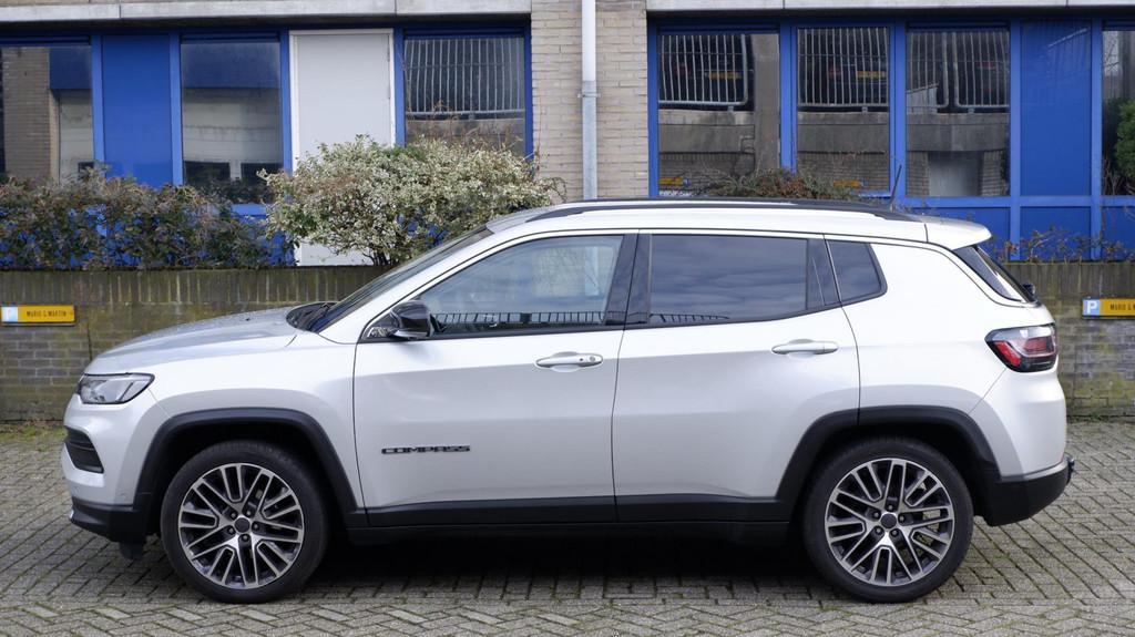 Jeep Compass 1.3T Limited incl. BTW, Voorwielaandrijving, 4 cilinders, Leder en Stof, 600 kg