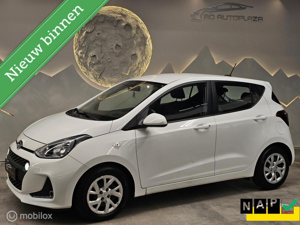 Hyundai i10 1.0i Comfort Apple Carplay/Navigatie/Parkeersens, Stof, 4 stoelen, Wit, Origineel Nederlands