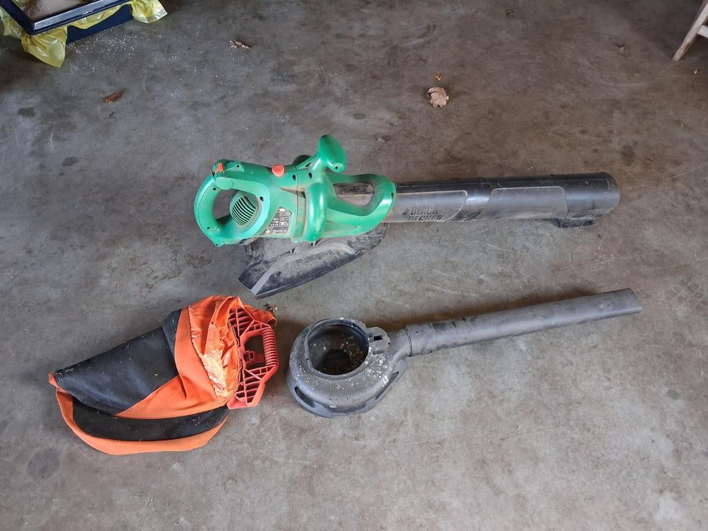 Black & Decker Bladblazer / Bladzuiger GW350 met opvangzak, Ophalen, Gebruikt, Met opvangzak, Elektrisch