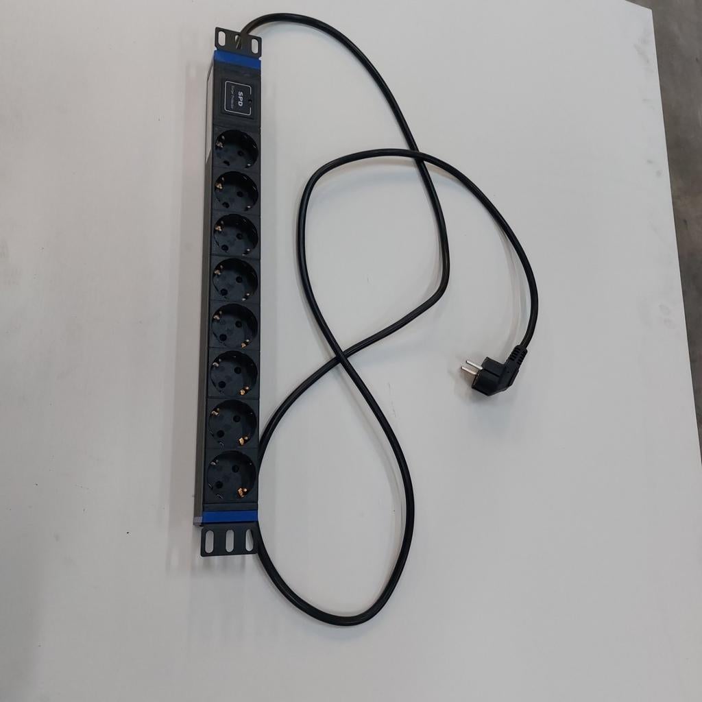 PDU Power distributie Unit, Ophalen of Verzenden, Zo goed als nieuw