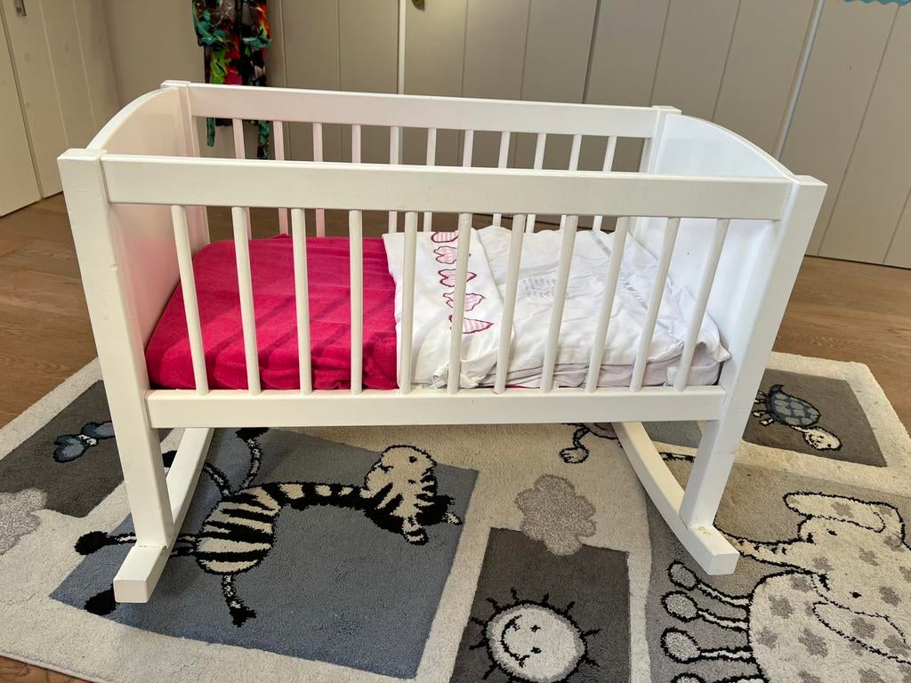 Wieg, Ophalen, Zo goed als nieuw, Wieg